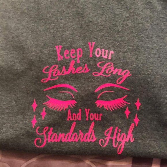 Shirts - Picture 7 of 8